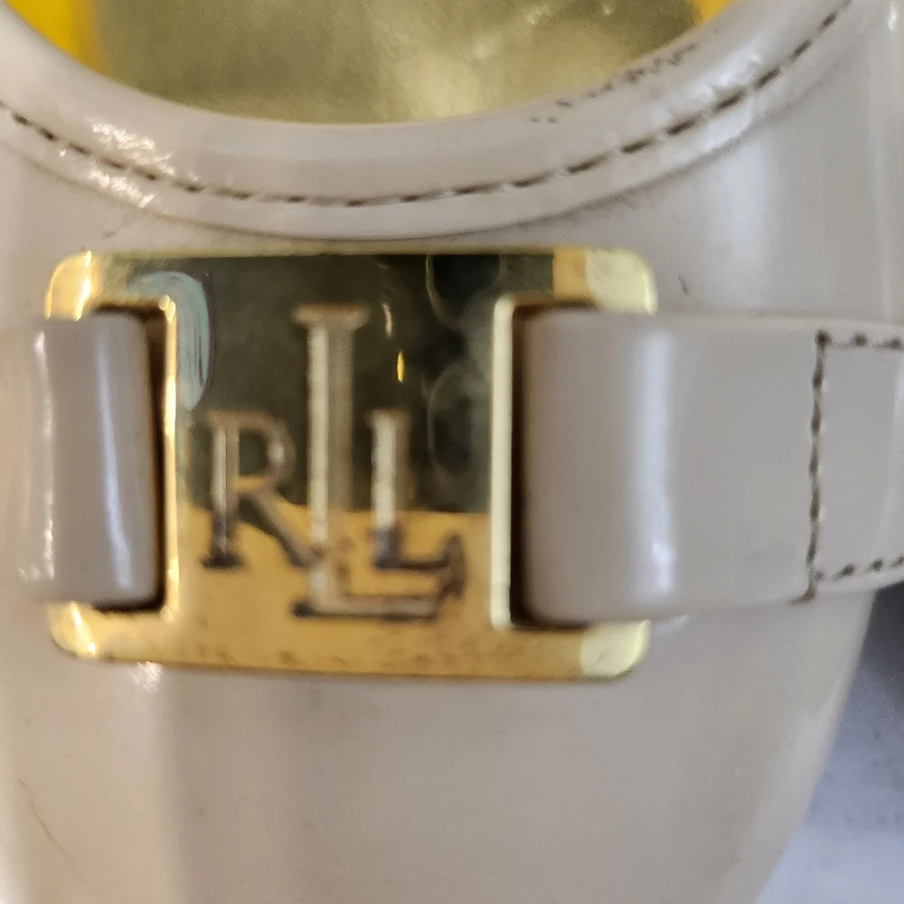 Ralph Lauren  Cream Patent Leather Shoes - Picture 3 of 10